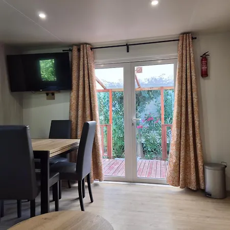 Mobil De Gamme Sur La Cote D'azur Tatil Evi